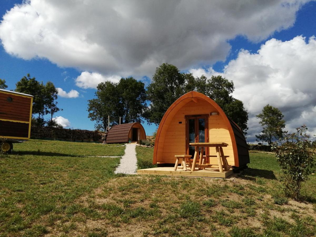 Les Roulottes De La Ferme Des Chanaux Bauernhof